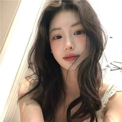 一个女王的少女时代